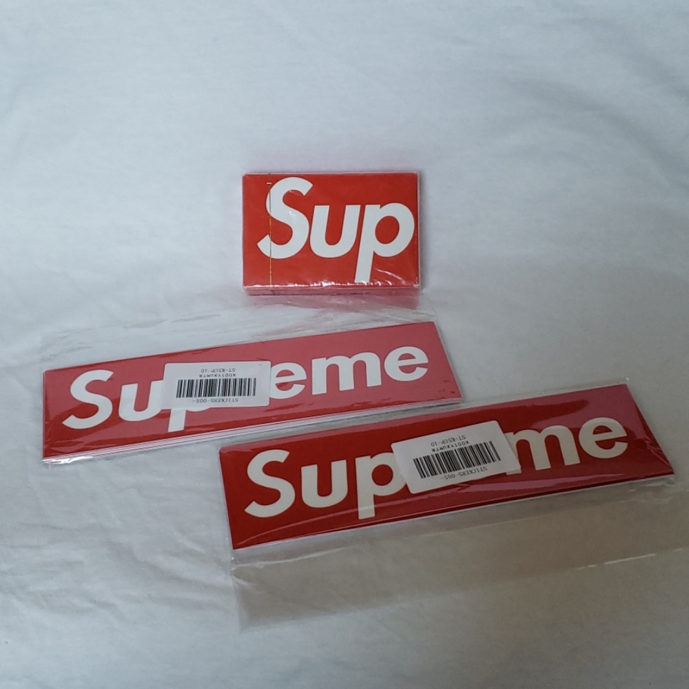SUPREME playing cards